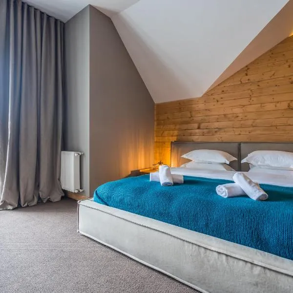 Aurora Peak Luxury Suites，位于古多里的酒店