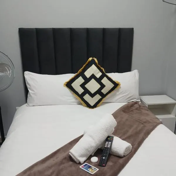 The Gem Suites & Spa，位于帕罗的酒店