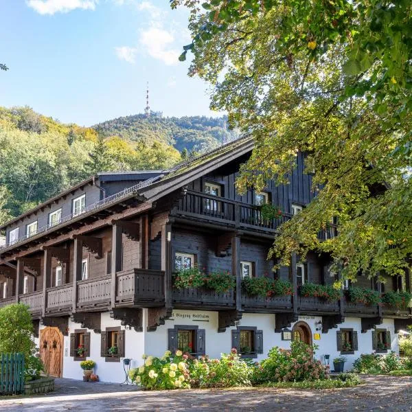 Romantik Hotel Die Gersberg Alm über Salzburg mit Outdoorpool，位于萨尔茨堡的酒店