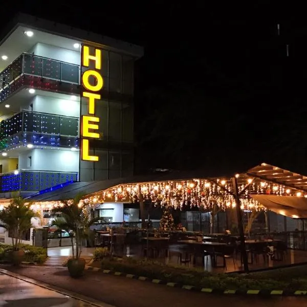 Hotel Milla de Oro Uraba，位于阿帕尔塔多的酒店