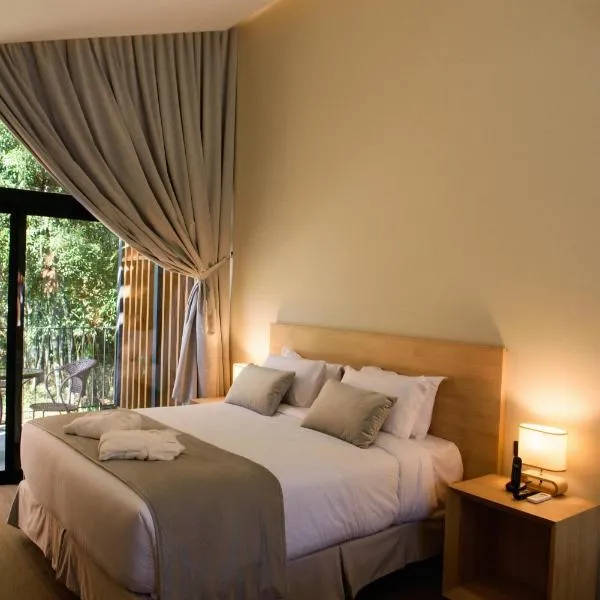 Hotel Boutique Vinícola Araucária by Slaviero Hotéis，位于圣若泽杜斯皮尼艾斯的酒店