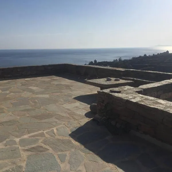 Holiday House - Koundouros Panoramic Sea View，位于Koundouros的酒店