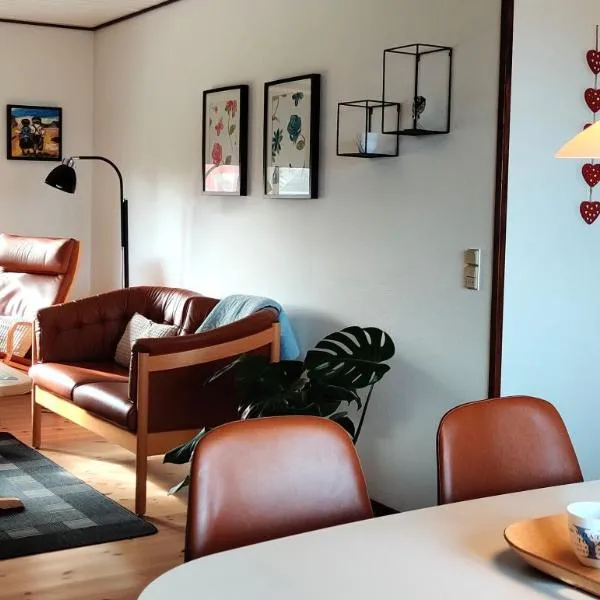 Strandhuset i Øster Hurup，位于奥斯特赫鲁普的酒店