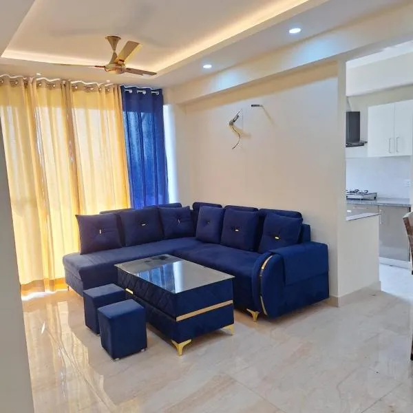 2 BHK Apartment, Jalandhar，位于贾朗达尔的酒店