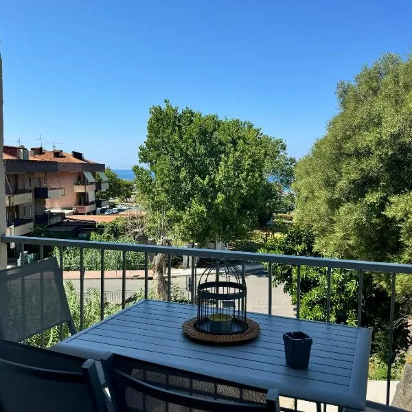 Mare Apartment 4，位于斯卡莱阿的酒店