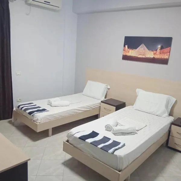 Hotel Blue Moon，位于Tale的酒店