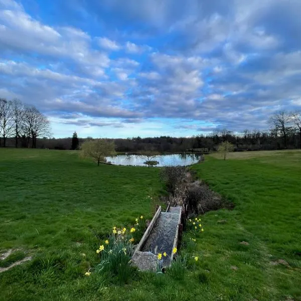 Gîte DENEB，位于Mialet的酒店