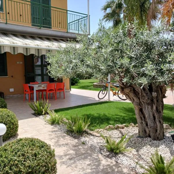 Villetta al villaggio 101 pini，位于坎波菲利斯·迪·罗切的酒店