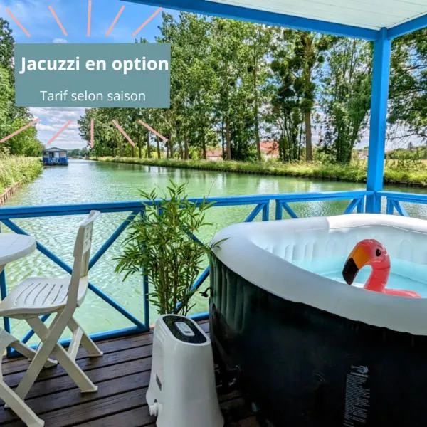 Cottage flottant terrasse gamme supérieure option jacuzzi proche Dijon，位于Ouges的酒店