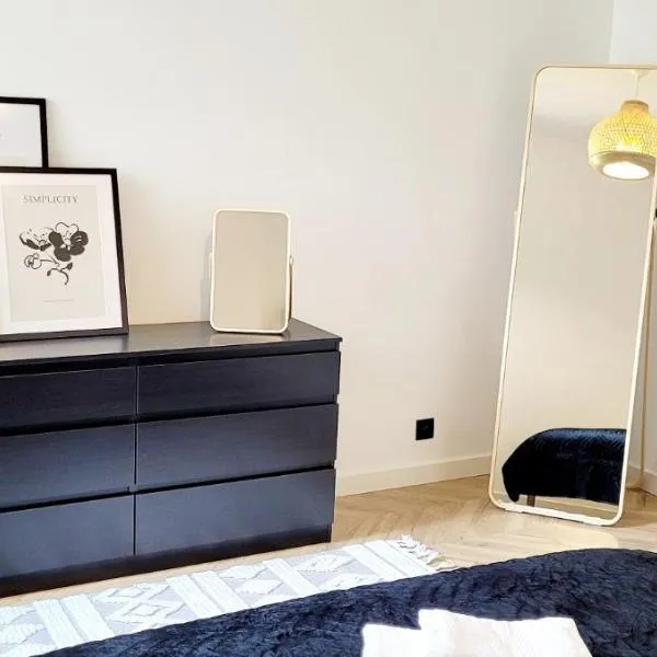 Apartament na wzgórzu，位于瓦尔米亚地区利兹巴克的酒店