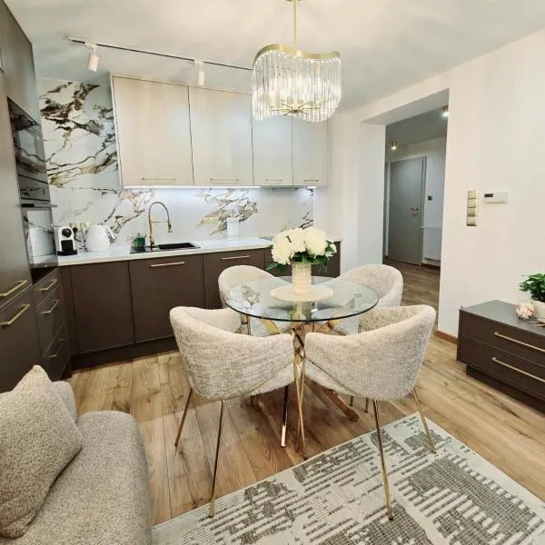 Apartament Lauden，位于Ludów Poiski的酒店