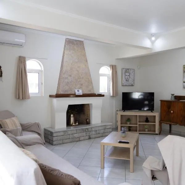 Poulakis House，位于阿斯尼的酒店