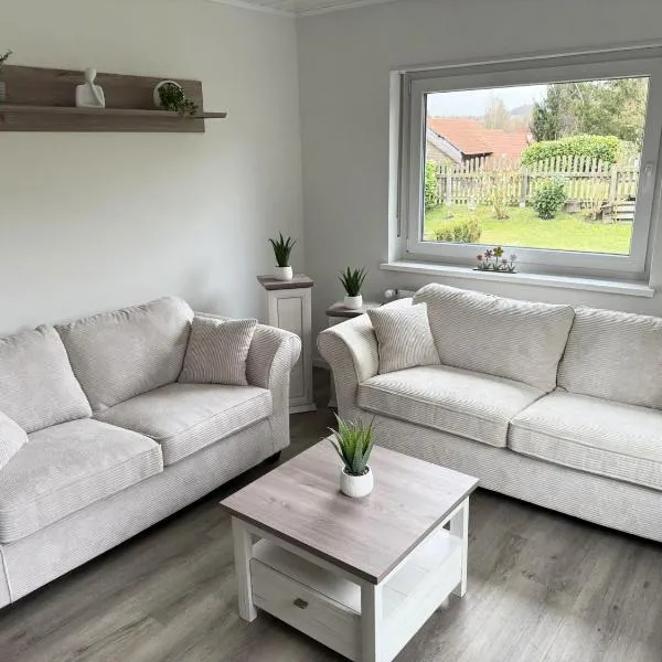 Feines Apartment mit Balkon & Terrasse in ruhiger Gegend，位于施利茨的酒店