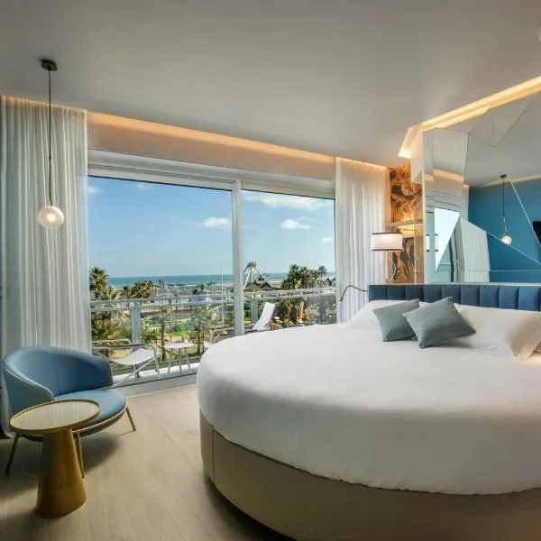 Ambasciatori Suite Hotel，位于索托马里纳的酒店