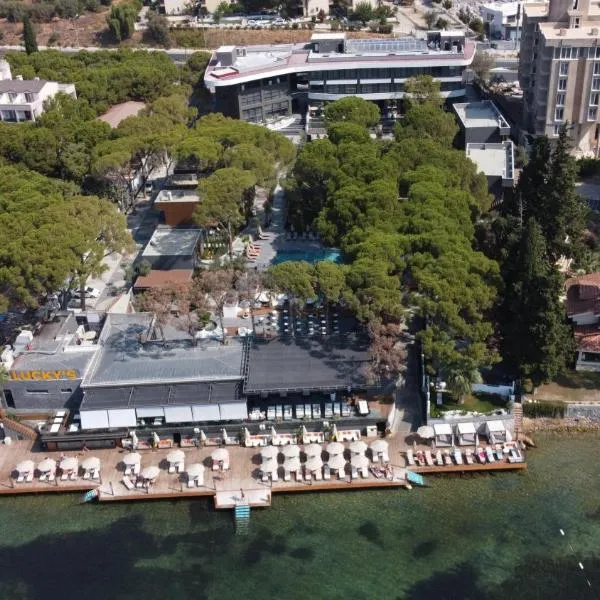 Unique Life Style Hotel，位于库萨达斯的酒店