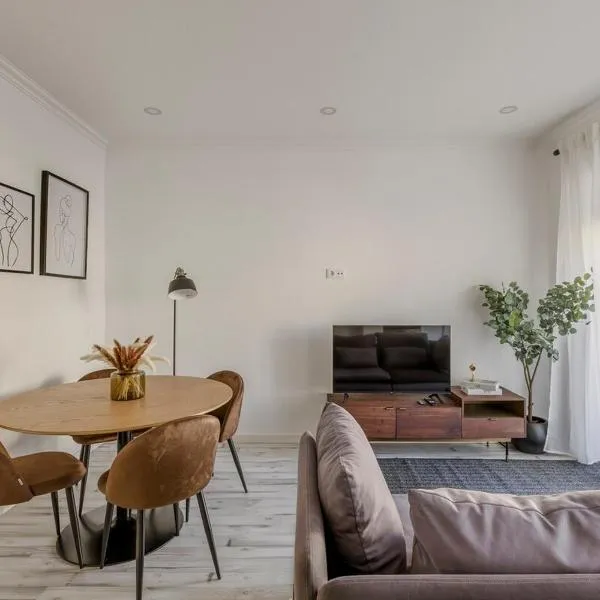 Amadora Flat 6，位于阿马多拉的酒店