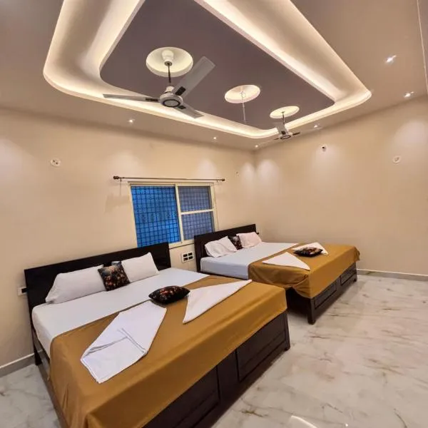 Reddys Guest House，位于亨比的酒店