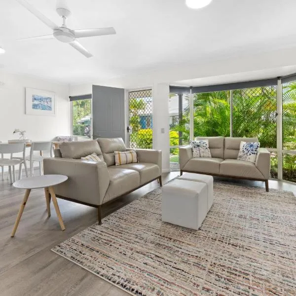 2 Bedroom Villa In Tropical Resort，位于努萨维尔的酒店