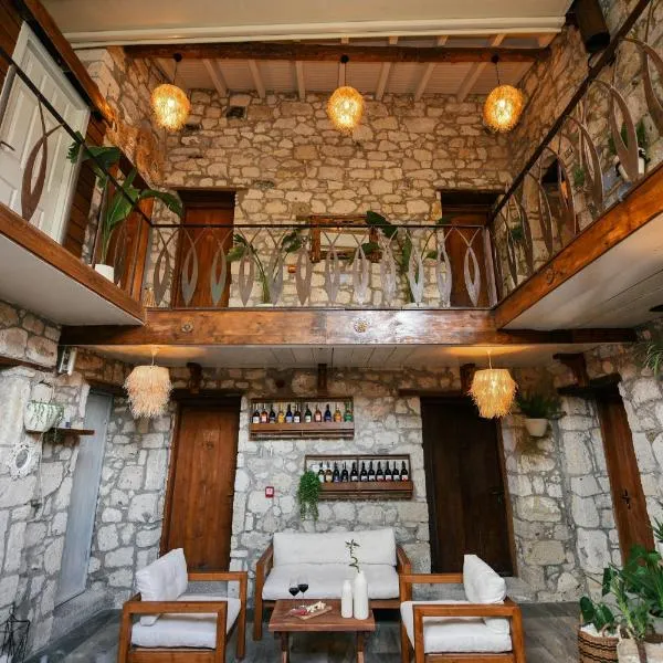 Mahzen Alaçatı，位于阿拉恰特的酒店