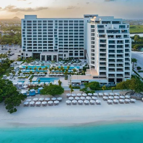 The St. Regis Aruba Resort，位于棕榈滩的酒店