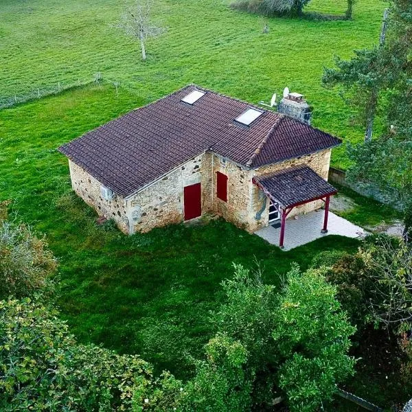 Gîte de Raynal，位于Les Junies的酒店