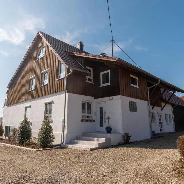 Fewo Bergfeld，位于莫斯巴赫的酒店