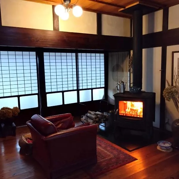 農家民宿はーばる亭 Farmhouse Herbaltei，位于Ayabe的酒店