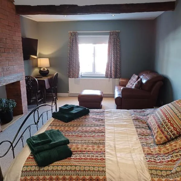 The Studio Loft - A cosy town centre apartment，位于图克斯伯里的酒店