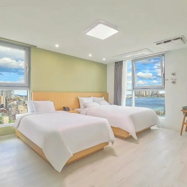 Berith Hotel，位于束草市的酒店