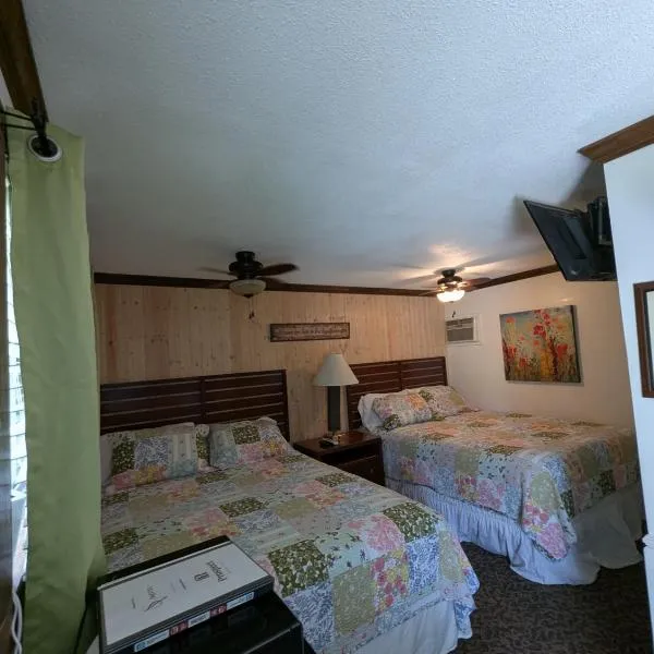 Squaw Valley Motel Room 7，位于Dunlap的酒店