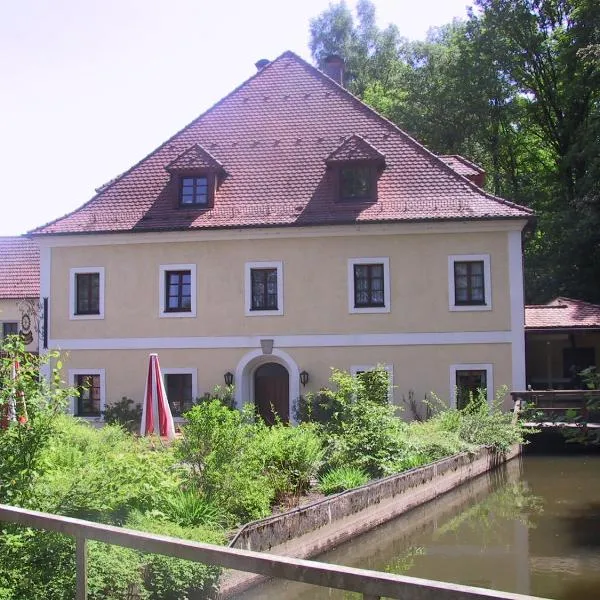 Landhotel Kahrmühle，位于格拉芬韦赫尔的酒店