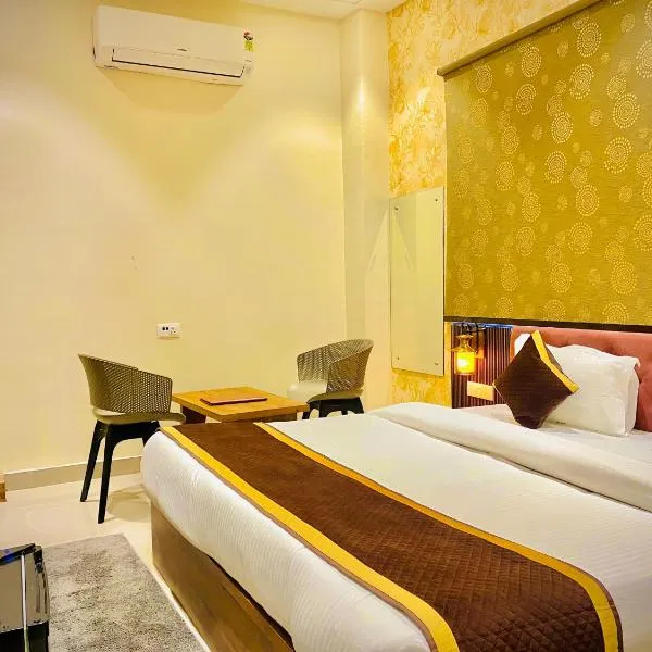 Hotel Tulsi Grand inn，位于范兰德凡的酒店
