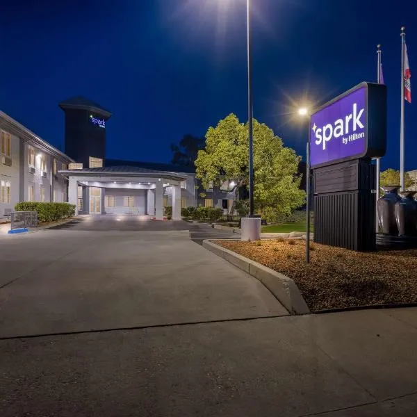 Spark by Hilton Williams Newly Opened 2025，位于威廉姆斯的酒店