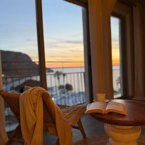 Alga Luxury Suites，位于卡利诺岛的酒店