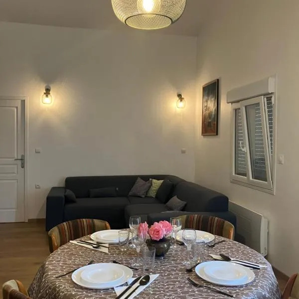 Makivka - A 5 min de Cognac - Maison entière avec 2 chambres，位于Boutiers-Saint-Trojan的酒店