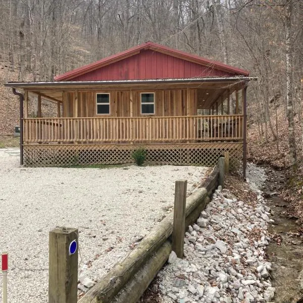 Restful River Cabin, Red River Gorge, KY, River Access & Views，位于Stanton的酒店