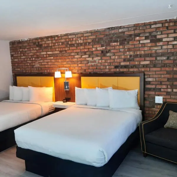 Penn Lodge Hotel & Suites Philadelphia - Bensalem，位于本赛霖姆的酒店