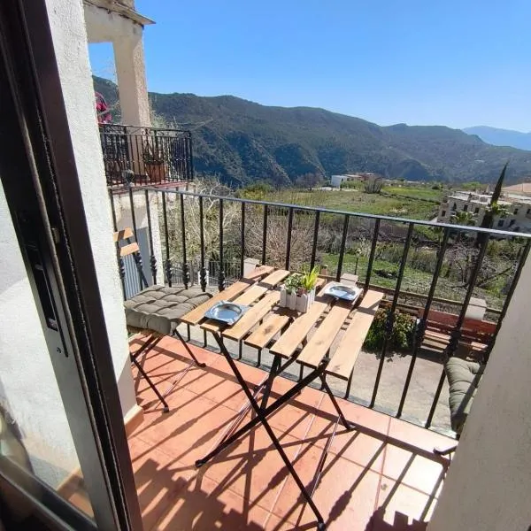 Casa Rural hasta 12 personas Alpujarra Granadina, La Almazara，位于Mecina Fondales的酒店