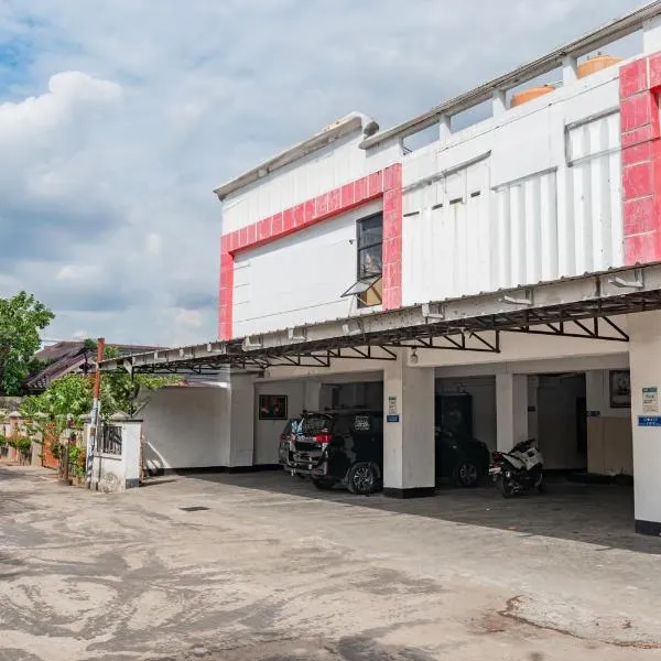 Hotel O Ilir Barar I Near Rumah Sakit Islam Siti Khadijah Formerly Maleo Hotel，位于巨港的酒店