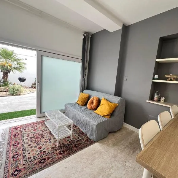 Luxury Pisu Apartments，位于夸尔图丘的酒店