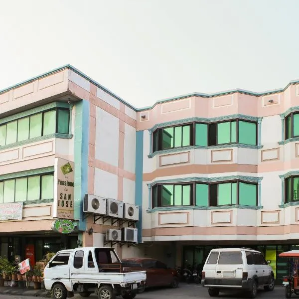 Le Pensione De San Jose，位于塔比拉兰的酒店