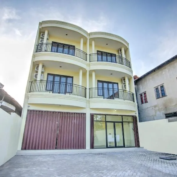Super OYO 2509 Hotel Tebel 19，位于Gedangan的酒店
