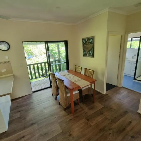 Captain's Retreat- Officer's Quarters，位于库克敦的酒店