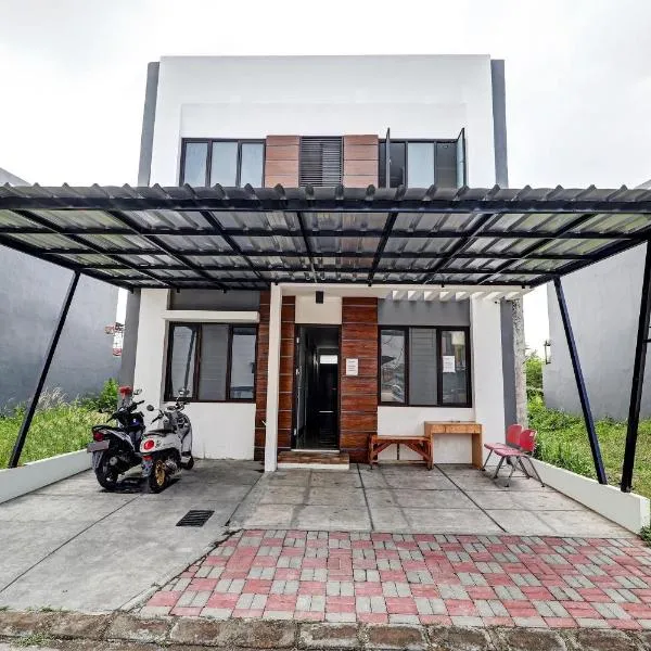 OYO 90688 Marta Residence，位于加拉旺的酒店