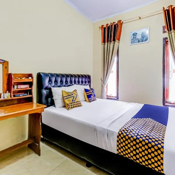 Hotel O Desa Wisata Santanamekar，位于Rajapolah的酒店