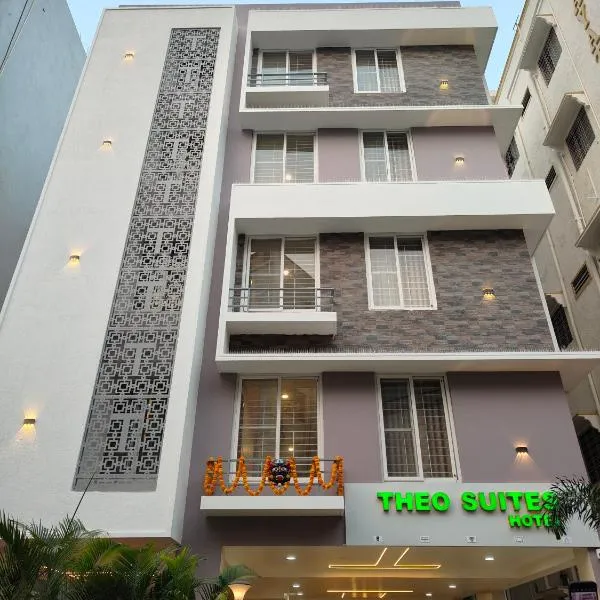 Theo Suites Hotel Madhapur，位于海得拉巴的酒店