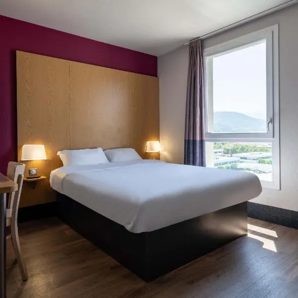 B&B HOTEL Grenoble Centre Alpexpo，位于格勒诺布尔的酒店