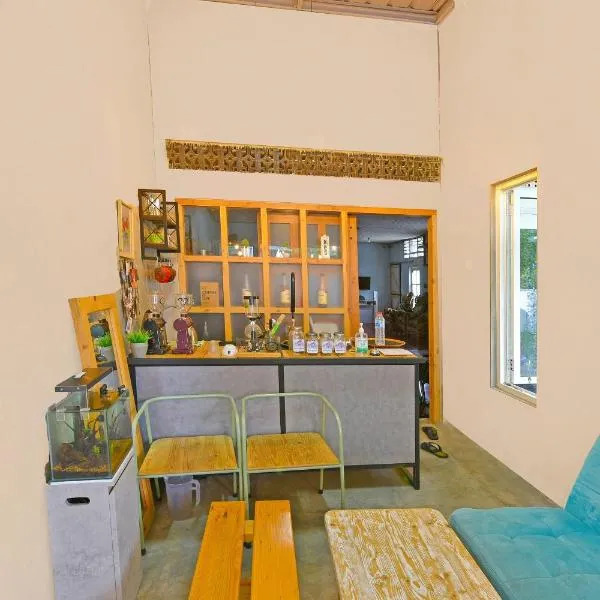 Hotel O Arimbi，位于芝拉扎的酒店