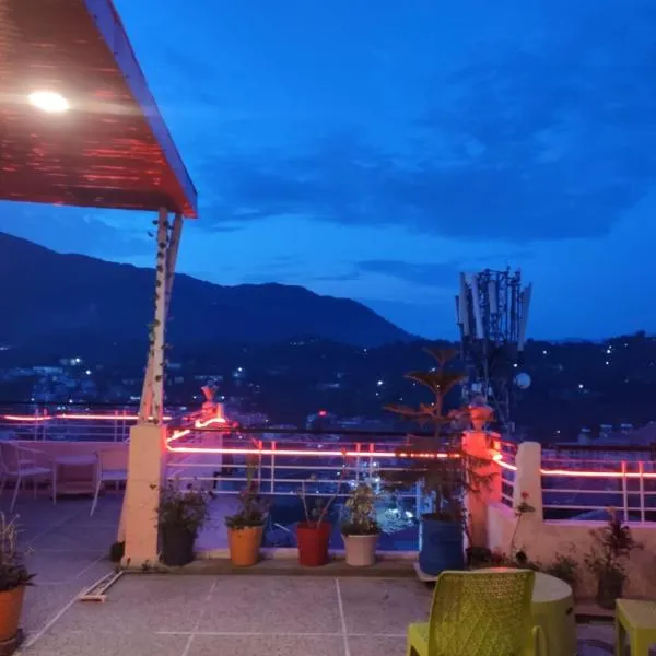 SOLAN HOSTELz，位于索兰的酒店