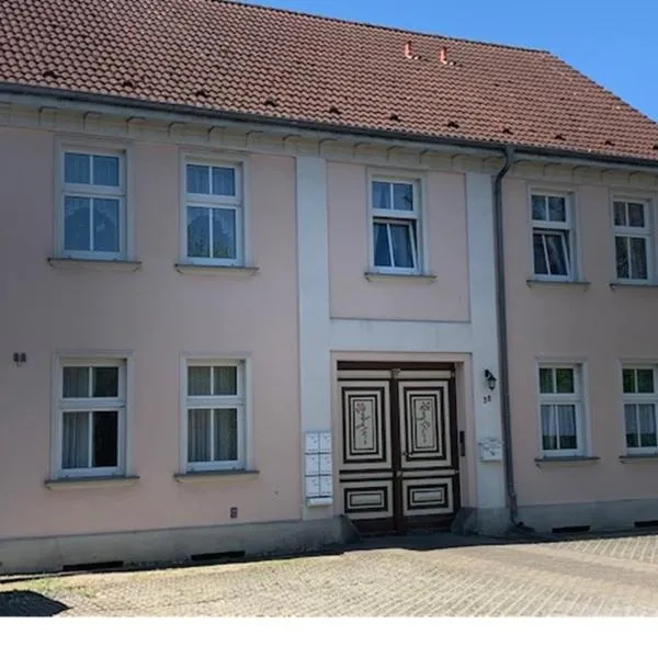 1 Zimmer Wohnung in Trebbin mit PKW Stellplatz，位于特雷宾的酒店